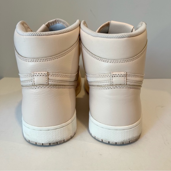 Nike Air Jordan 1 Retro High OG ‘Guava Ice’ - Men’s SIZE 11 - Picture 7 of 16